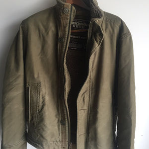 Abercrombie & Fitch Adirondack | Olive | Large